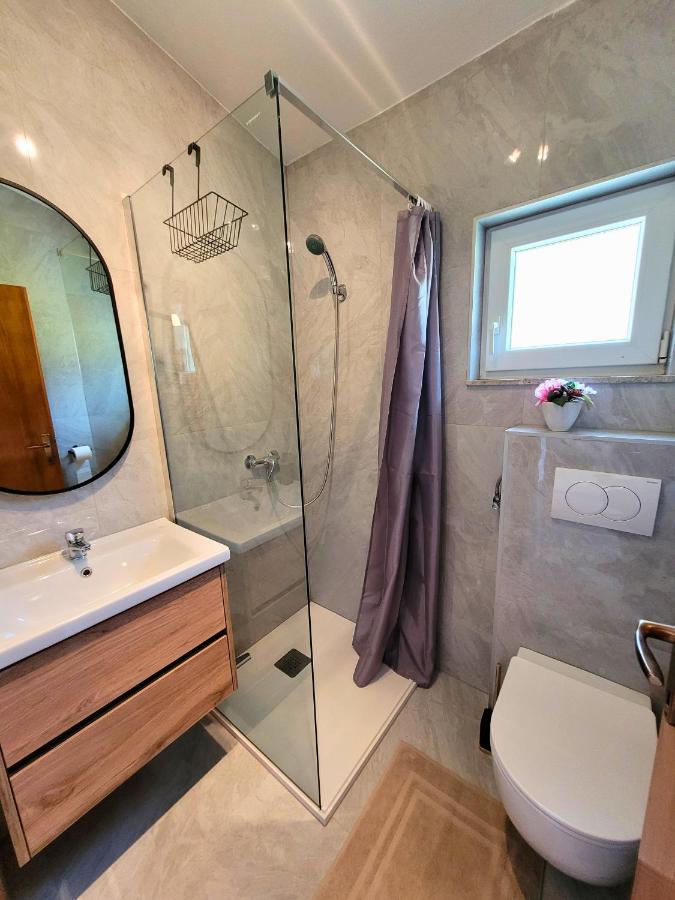 Apartment Jelena Вир Екстериор снимка